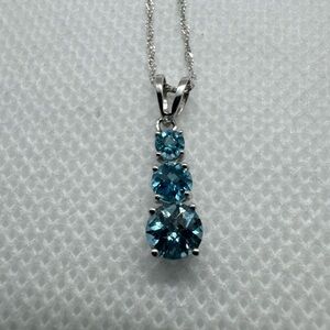10K White Gold Three Round Blue Topaz Stones Pendant Necklace 18”